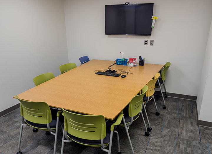 Interior View of Robeson Study Room 250, Highlighting Display and Working Space